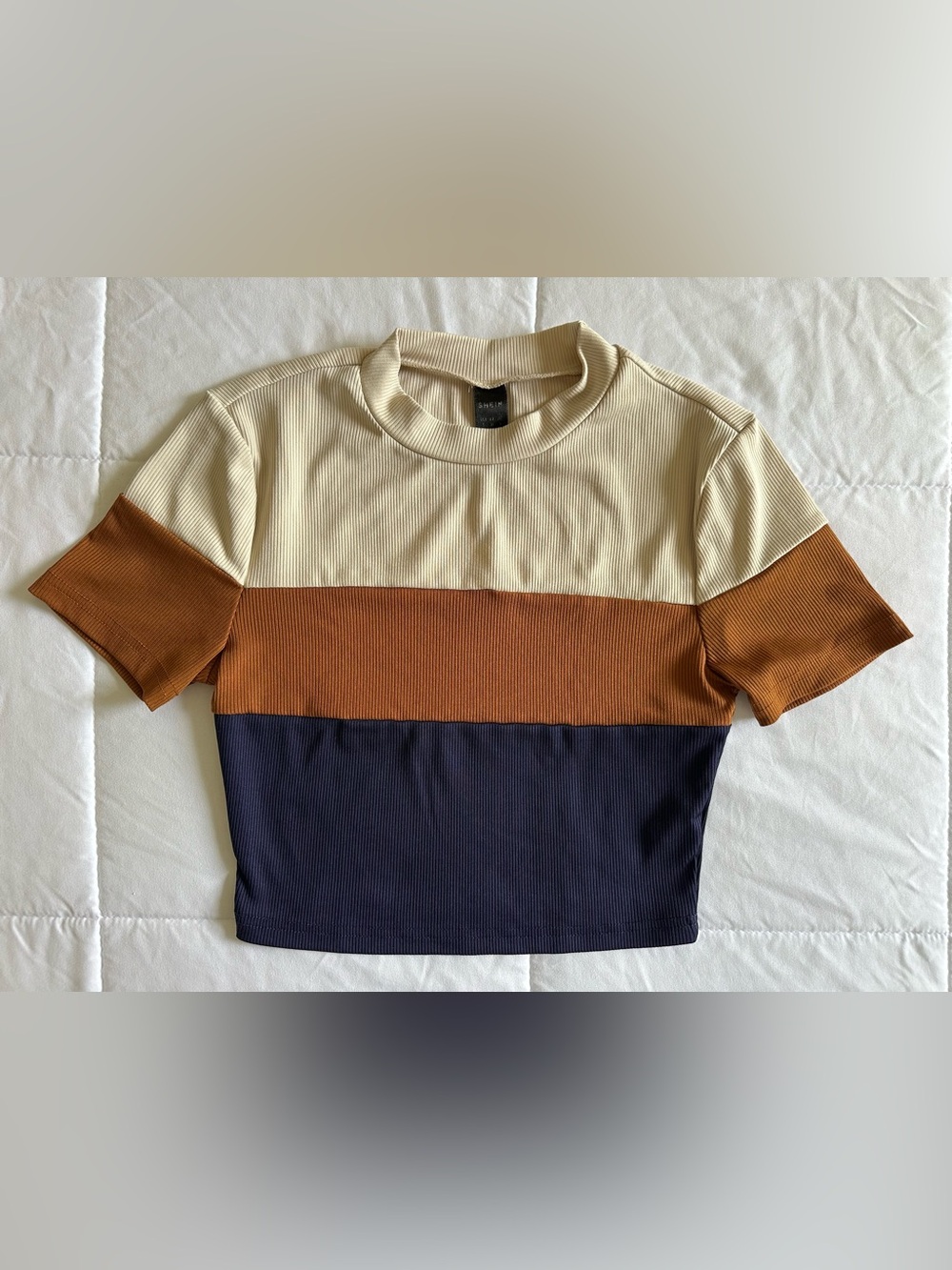 SHEIN Colorblock Ribbed Short Sleeve Crop Top in Cream, Brown & Navy